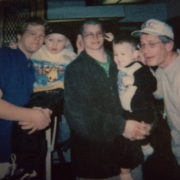 Meet your Posher, Chris - Picture 1 of 1